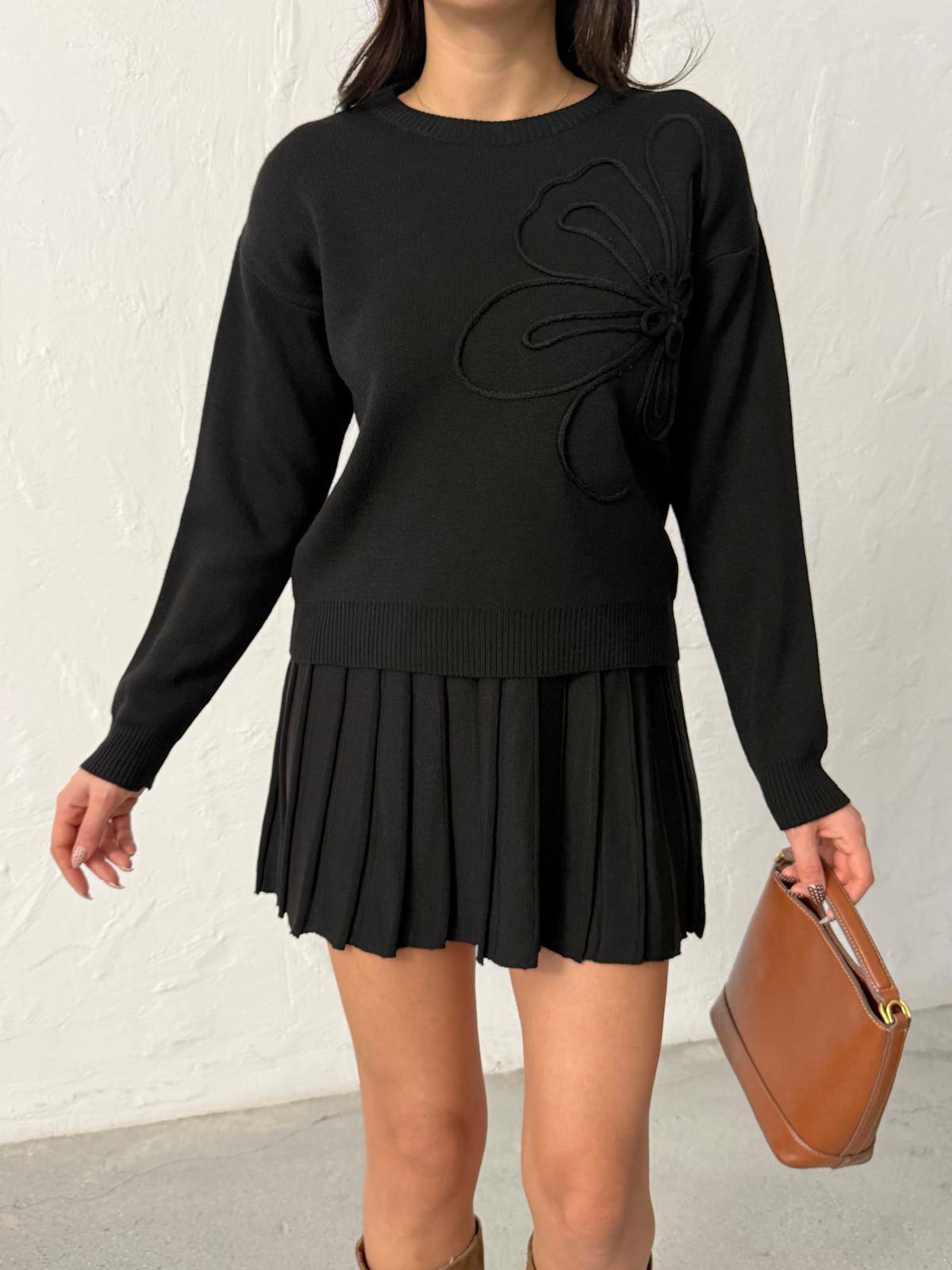 3D Flower & Pleated Skirt Set