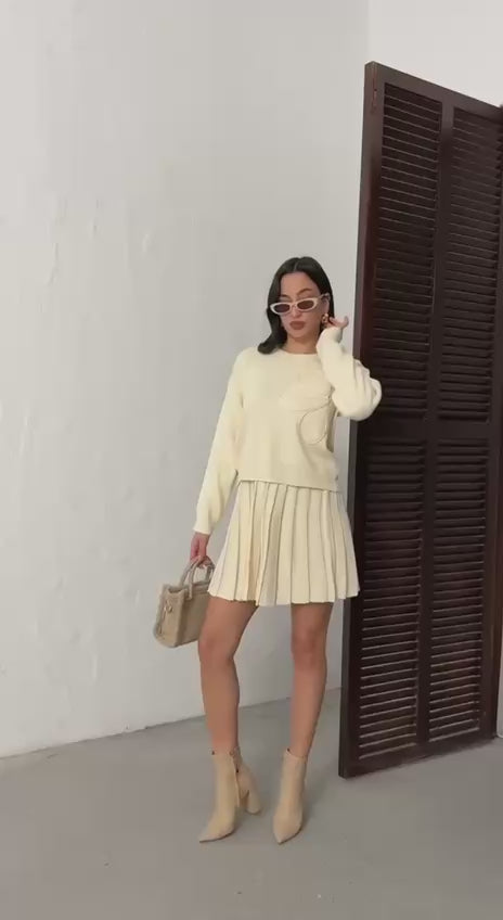 3D Flower & Pleated Skirt Set